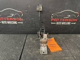 93840b2100 Kia 14-16 Soul 1.6 Clutch Pedal Id