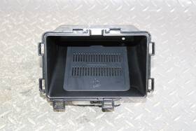 95560l2100 Kia 21-23 K5 Wireless Phone Charger Charging Pad Port Compartment Factory Oem Oe