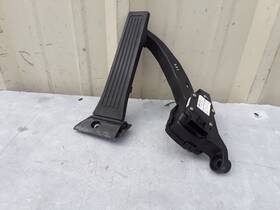 Fks0531a-3r300 Kia 2011 Optima 2.4l Gas Lx Mt Accelerator Pedal Oem