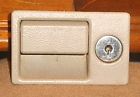 Latch 94 4 Glovebox Biege Concours Door Cadillac