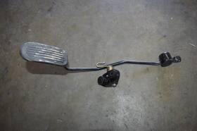 234.le1201 Lexus 1999 2000 2001 2002 2003 Rx300 Accelerator Gas Pedal