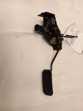 234.le1i04 Lexus Gas Pedal For Es330 2004