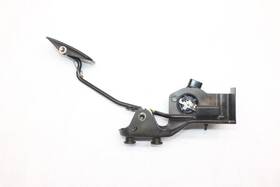234.le1x02 Lexus 2002 Sc430 Z40 Convertible #357 Gas Accelerator Pedal