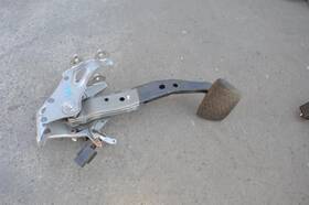 546.le1d16 Lexus 2011 2012 2013 2014 2015 2016 2017 Ct200h Brake Pedal