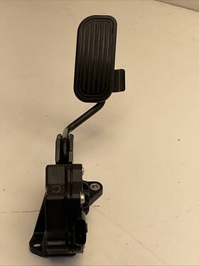 78110-53030 Lexus 78110-53030. 198800-7241. 2006-2015 Is250 Is350 Gas Accelerator Pedal Oem