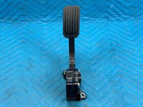 78110-60020 Lexus Lx570 Gas Accelerator Pedal 2008-2021 Oem