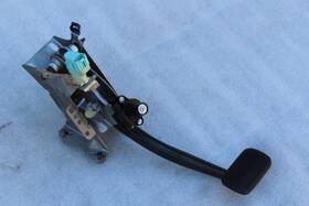 546.fd2220 Lincoln 2018 2019 2020 2021 Navigator Brake Pedal