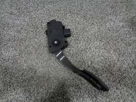 5w63-9f836-ab Lincoln 2003-2006 Used Ls Accelerator Pedal Factory Original