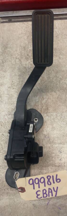 9e5a-9f836c Lincoln 2010-2011 Mkz Milan Fusion Accelerator Throttle Gas Pedal Oem