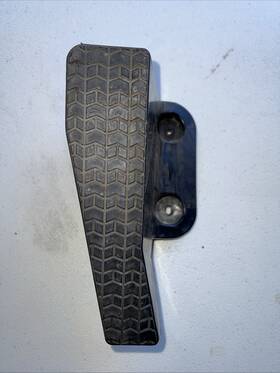 3947-e2 Mazda 1999-2005 Miata Mx5 Oem Dead Pedal Foot Rest Nb 99-05