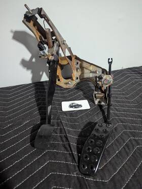 7454-sc Mazda 1990-2005 Miata Oem Gas Brake Pedal Pad Assembly Manual Transmission 90-05
