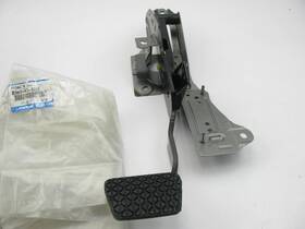Bbm3-43-300f Mazda New Genuine Auto Trans Brake Pedal Oem For 2010-2013 3