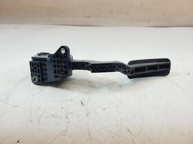 Df71-41-600c Mazda 2011 2012 2013 2014 2 Gas Pedal Accelerator Oem