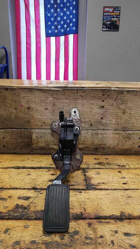 546-998317 Mazda Truck 07-12 Cx7 Gas Accelerator Pedal