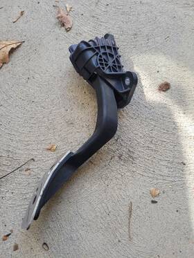 198800-3430 Mazdaspeed Used And Tested 2003-2008 Mazda 6 Speed Accelerator Pedal