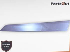 A2047206480 Mercedes C-class W204 Molding Door Front Right Oem