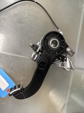 P203420005 Mercedes-benz 2009v03 04 05 06 07 08 09 2003-2009 E Class Emergency Foot Parking Pedal Assembly
