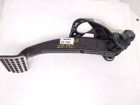 206-290-10-00 Mercedes-benz 2013-2025 C300 Brake Pedal With Bracket Assembly