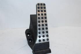 234.mb1r14 Mercedes-benz Electronic Pedal Assembly E250d E300 E350 E400 E550 E63 2014 14 1352181