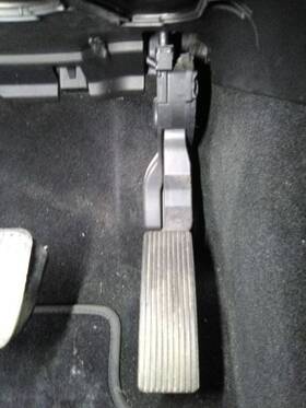 546.mb1915 Mercedes-benz 2015 Gl450 Gas Brake Pedals 3.0 Liter 6 Cylinder