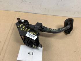 546.mb1q04 Mercedes-benz 2004 S500 Brake Pedal Assembly Oem