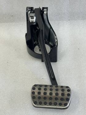 546.mb1r13 Mercedes-benz 2010 2011 2012 2013 E350 E550 C207 Brake Pedal Amg Sport