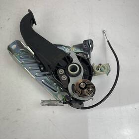 A2044200484 Mercedes-benz 2008 09- 2014 W204 C300 C63 Amg Sedan Emergency E-brake Foot Pedal Oem A2044200484 Mercedes-benz 2008 09- 2014 W204 C300 C63 Amg Sedan Emergency E-brake Foot Pedal Oem