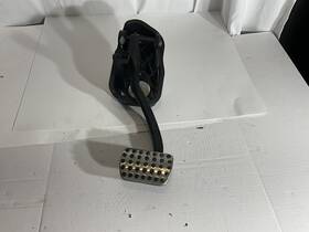 A2222920115 Mercedes-benz 2014-2017 S550 W222 Emergency Parking Asist Stop Brake Pedal Oem
