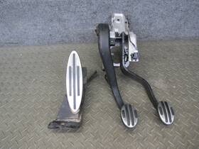 6772402 Mini 11-16 Cooper S R55 R56 R57 R60 R61 M/t Gas Brake Clutch Pedal Set Oem
