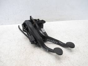 687082704 Mini 14-19 Cooper S F55 F56 F57 Manual Clutch Brake Pedal Mount Bracket Oem 0128