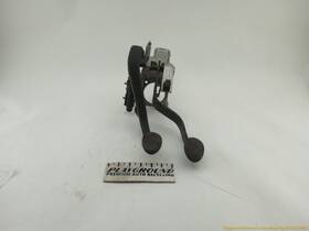 546.co1d10 Mini Cooper Clubman R55 Brake And Clutch Pedal Assembly Fits 2007-2015 07 08 09 10