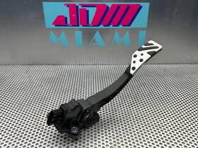 Mitsubishi 226934718557. 2008-2015 Lancer Evolution X Gas Accelerator Throttle Pedal Sensor