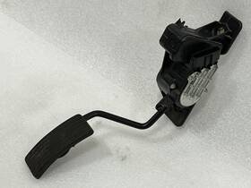 234.ms1v07 Mitsubishi 2006 2007 2008 2009 2010 2011 2012 Eclipse Accelerator Pedal A/t