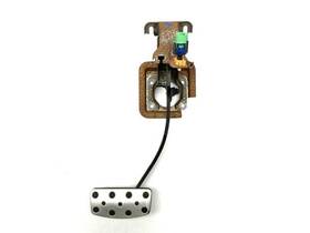 546.ms1v08 Mitsubishi Brake Pedal Fits 2008 Eclipse 63502