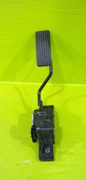 83100004 Mitsubishi 07 08 09 Galant Gas Accelerator Pedal Oem 3733-7
