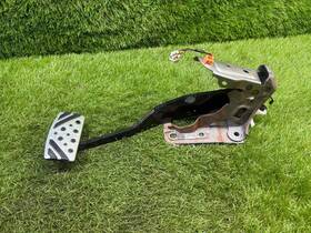 8614a183 Mitsubishi 09 10 11 12 13 14 15 Lancer Evolution Evo X Gsr Brake Pedal And Bracket