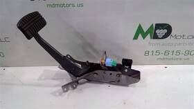 Mn101625 Mitsubishi Mirage 2014-2024 Brake Stop Pedal Assembly