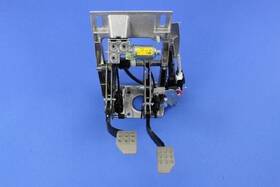 05290926ah Mopar Genuine Adjustable Pedal Assembly 5290926ah