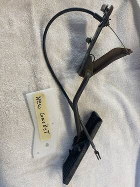 18-d-70 Mopar A Body 1971 Dodge Dart V-8 Gas Pedal Assembly New Gasket Ships Free