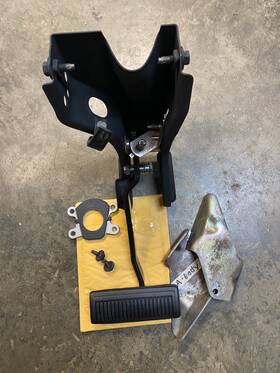 6-va-71 Mopar 1967-72 A-body 1971 Valiantbrake Pedal Assembly Booster Parts
