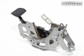 11231a13 Nissan 2019-2023 Altima Sr Parking Asisst Stop Brake Pedal With Bracket Oem