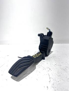 18002-6ca6a Nissan 2019 2025 Altima Accelerator Gas Pedal Oem