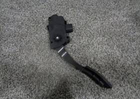 18002-ze60a Nissan 2004-2009 Used Quest Accelerator Pedal Original Oem