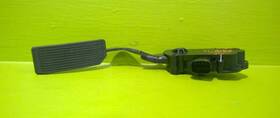 18002ck00 Nissan 05 06 Quest Gas Accelerator Pedal Oem 3910-12