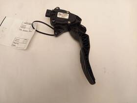234.da1e14 Nissan Gas Pedal Fits Rogue 2014 Oem