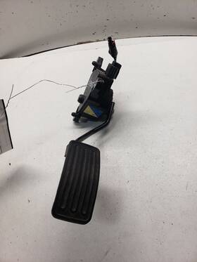 234.da1f15 Nissan Roguenew 2015 Accelerator Parts 1442060