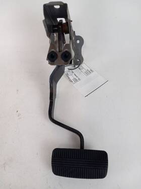 546.da1204 Nissan Brake Pedal Fits Pathfinder 2004