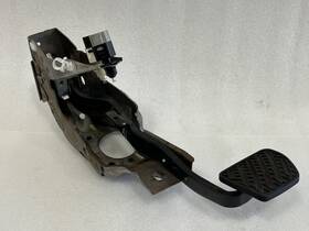 546.da1217 Nissan 2016 2017 2018 2019 2020 Pathfinder Brake Pedal