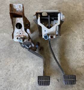 546.da1293 Nissan 90-95 Wd21 Pathfinder Manual Transmission Pedal Clutch And Brake Conversion