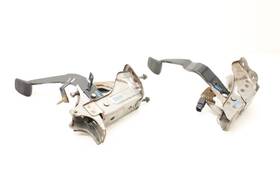 546.da1500 Nissan 98-04 Frontier Manual Transmission Brake And Clutch Pedal Assembly